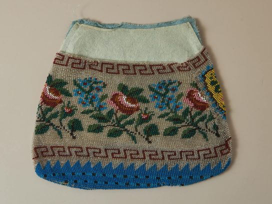Аксессуары и костюм